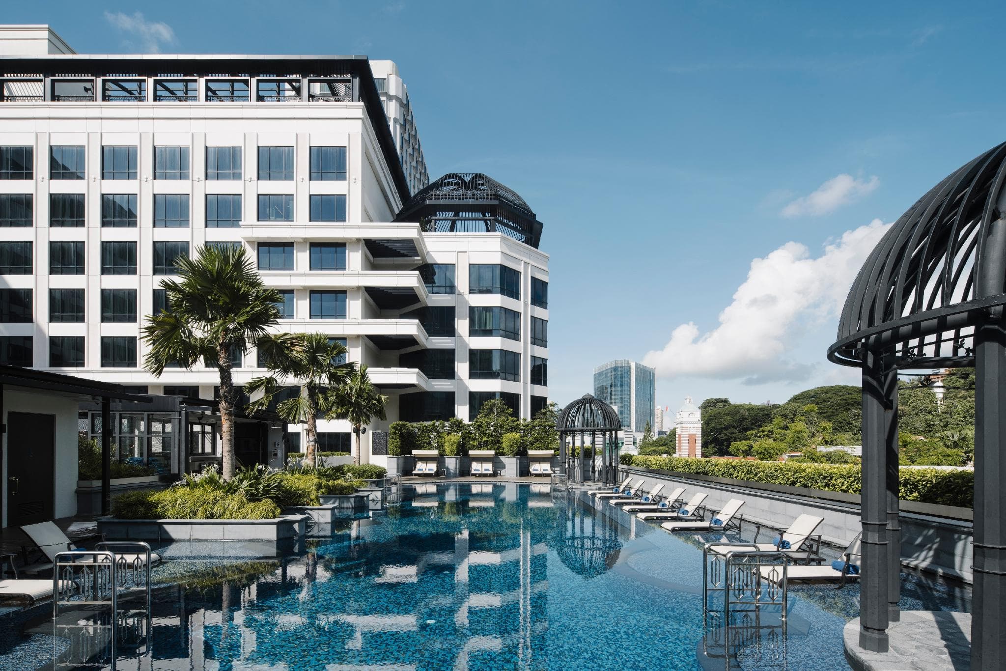 Grand Park City Hall Hotel