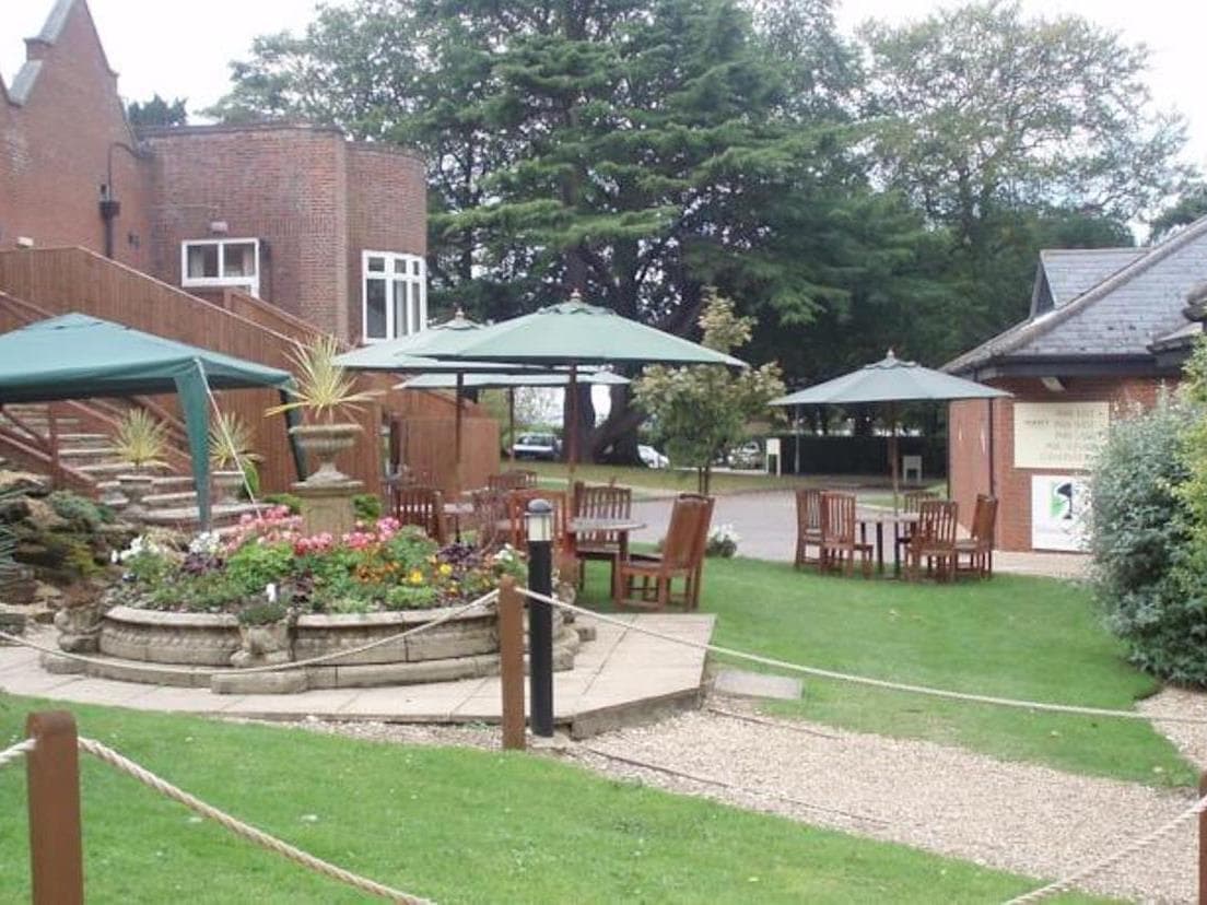 The Hogs Back & Spa Farnham