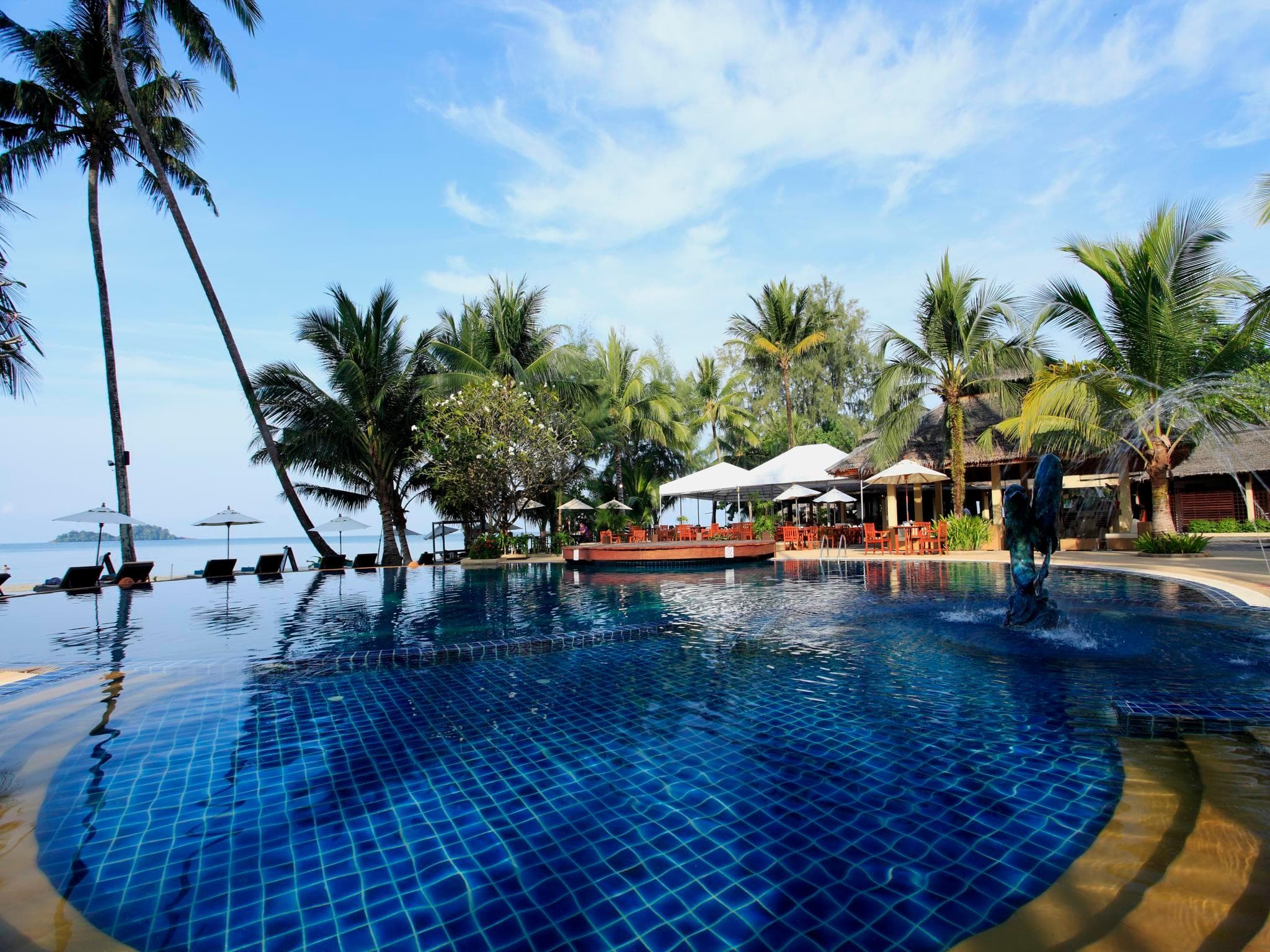 Centara Koh Chang Tropicana Resort