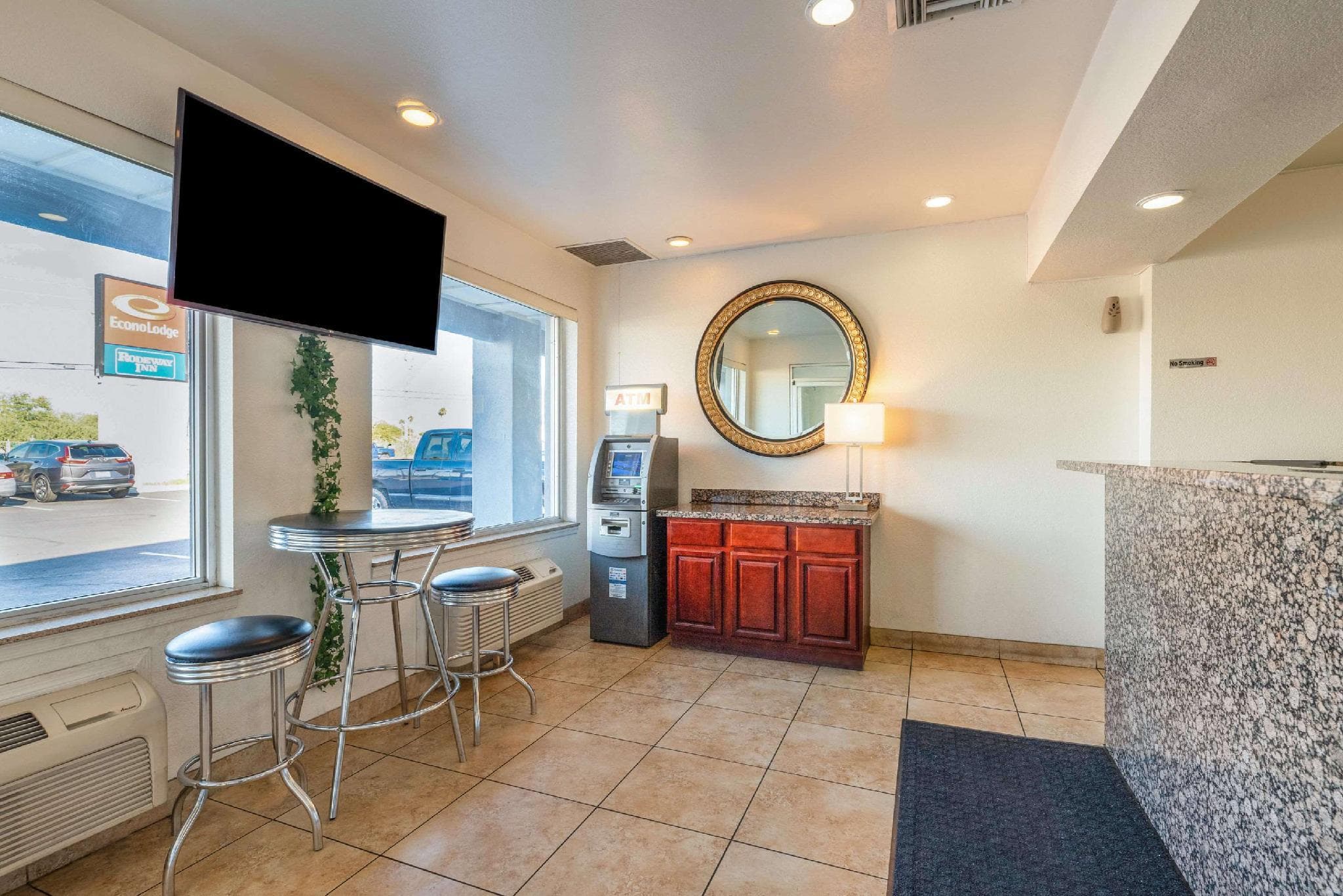 Econo Lodge Phoenix North I-17