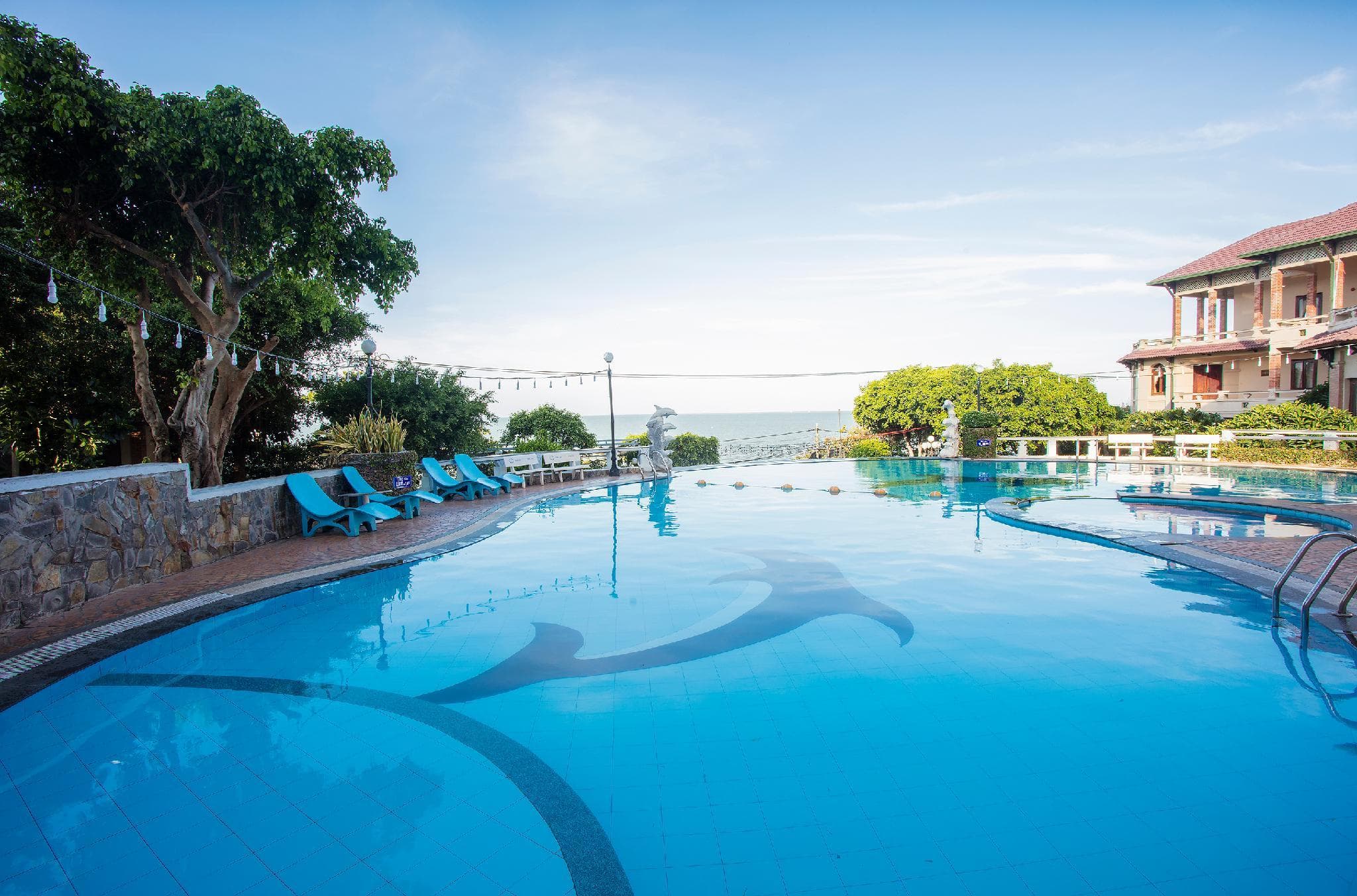 Beachfront Hotel