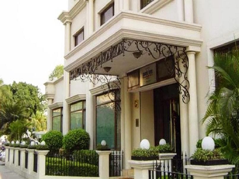 La Place Sarovar Portico Lucknow