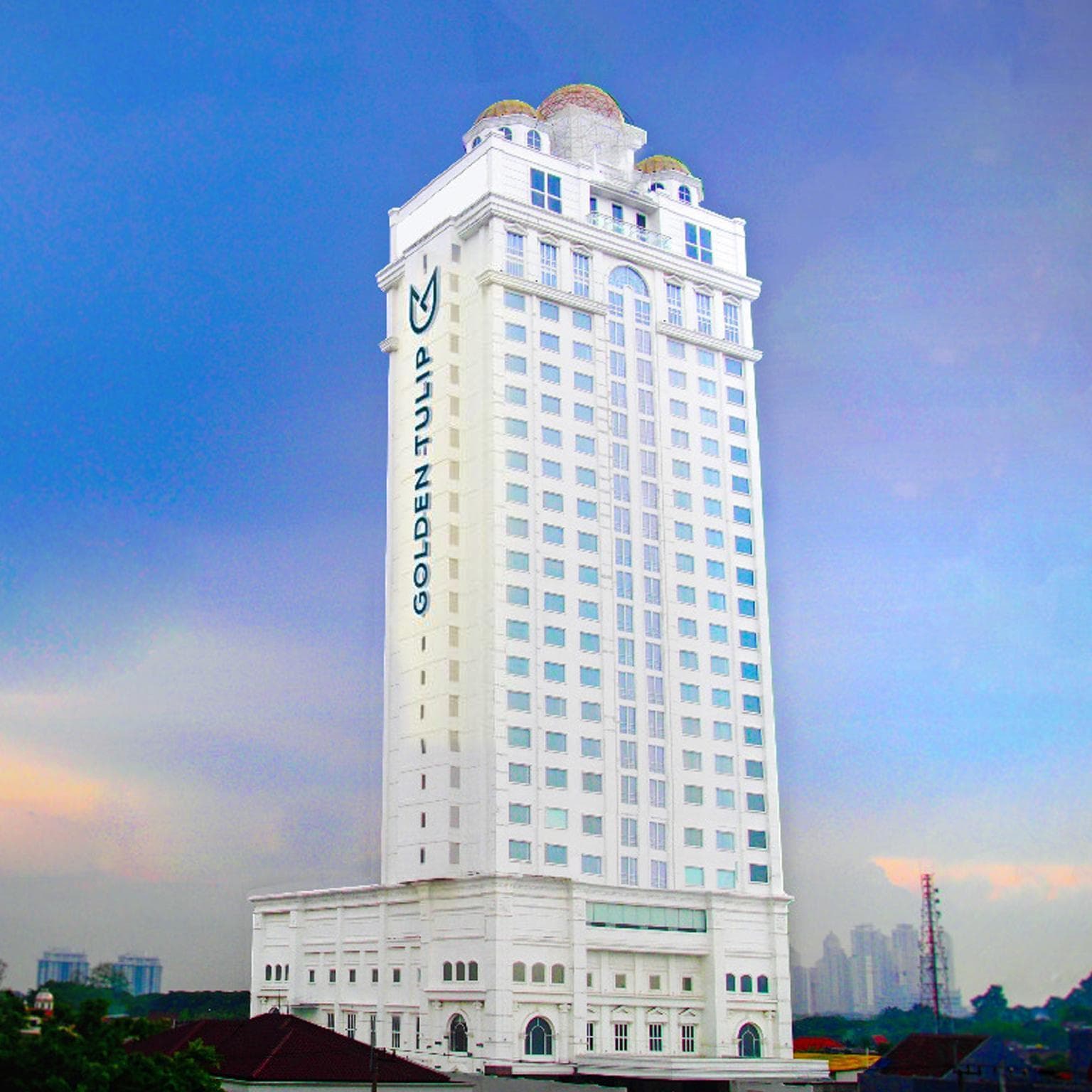GOLDEN TULIP LEGACY SURABAYA