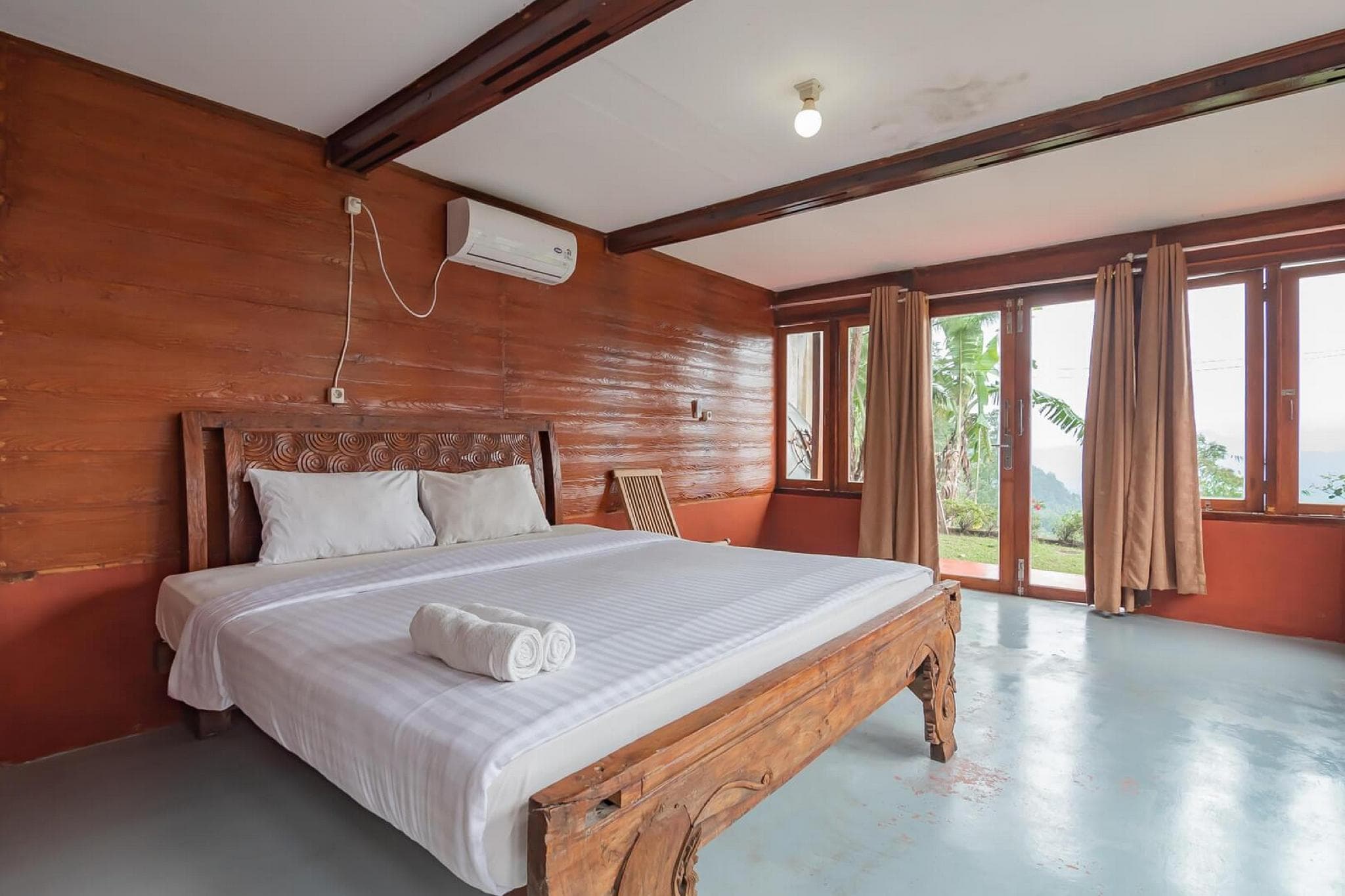 Kanaka Residence Mitra RedDoorz