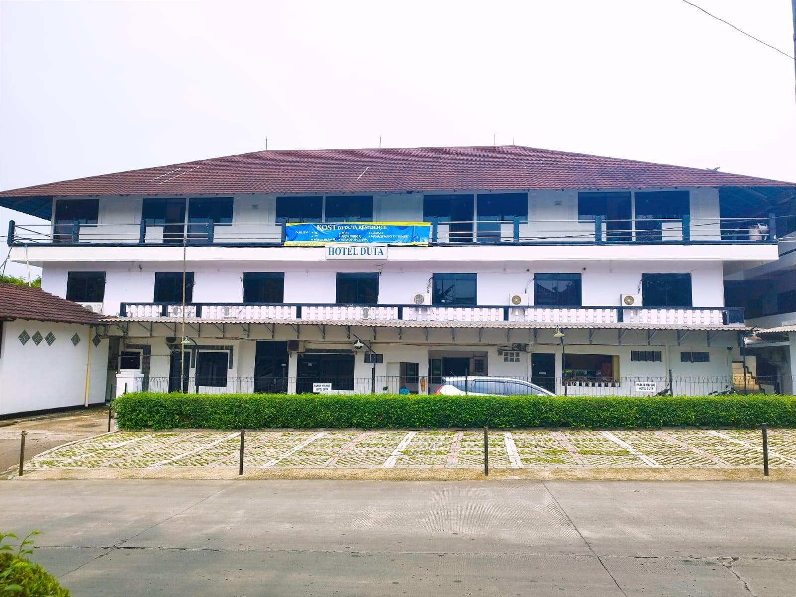 Duta Hotel