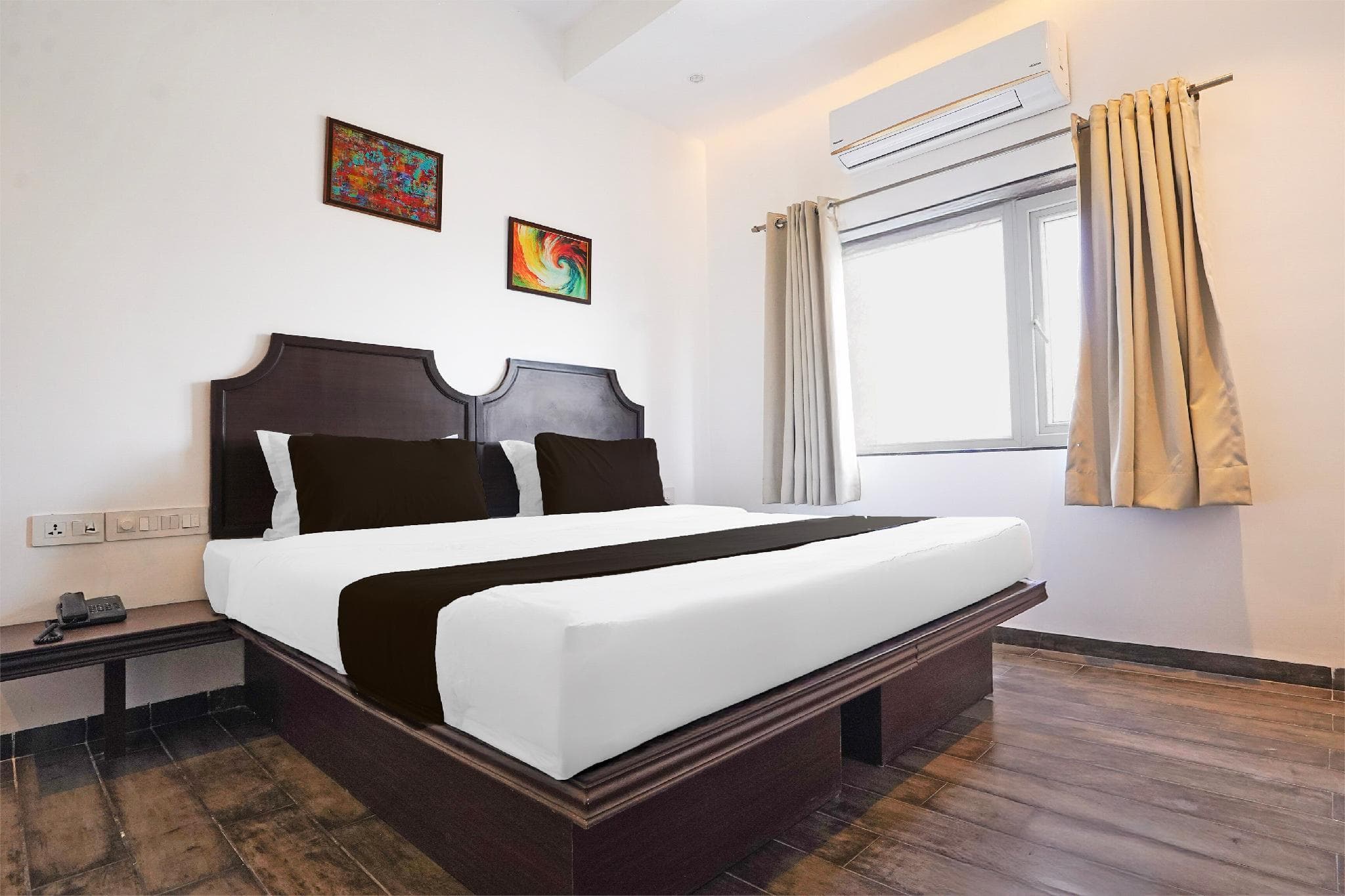 Super Townhouse Central Bazar Road Ramdaspeth